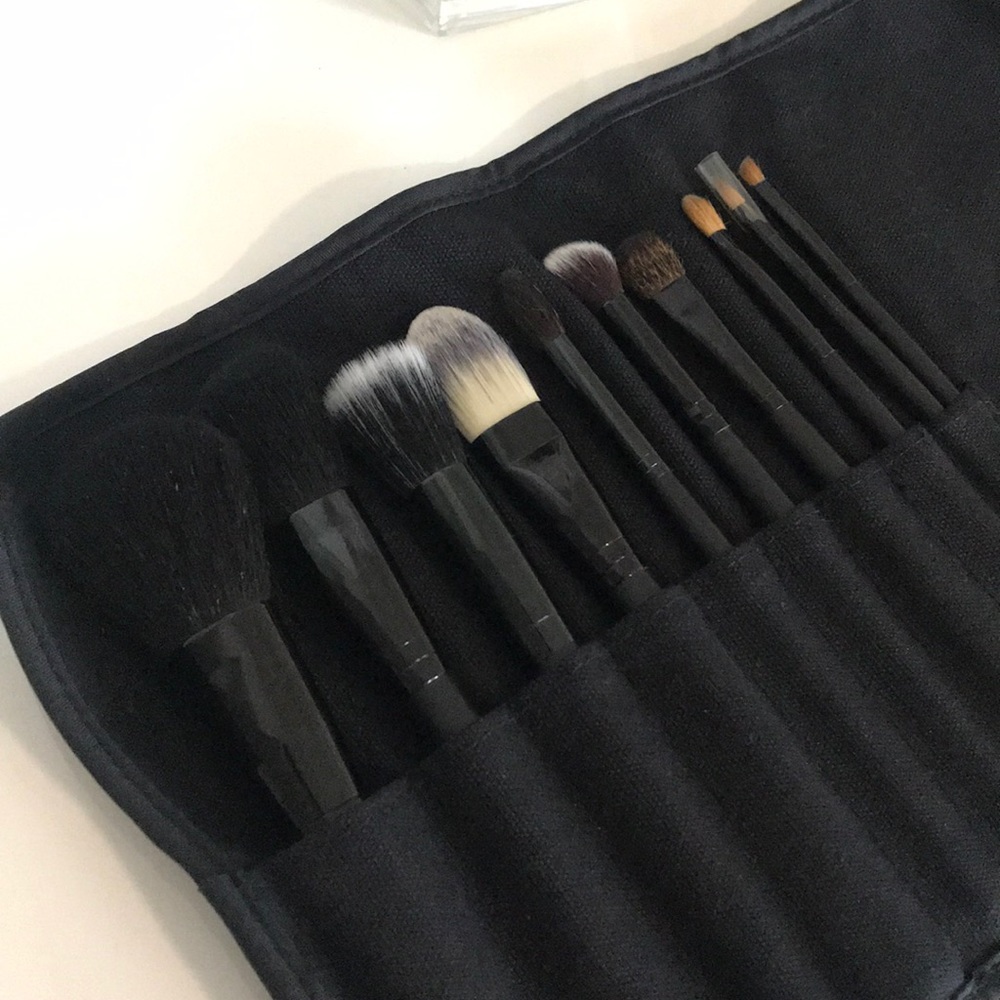 ✨Clarins Professional Brush Set✨
